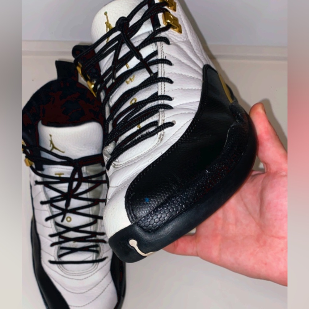AIR JORDAN 12 RETRO ROYALTY